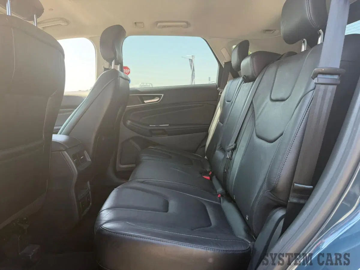 Ford Edge usata a Varese (10)