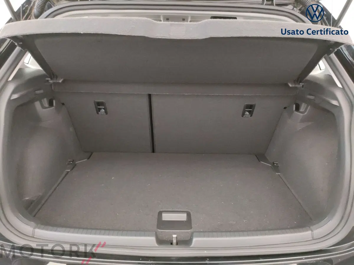 Volkswagen Polo usata a Varese (9)