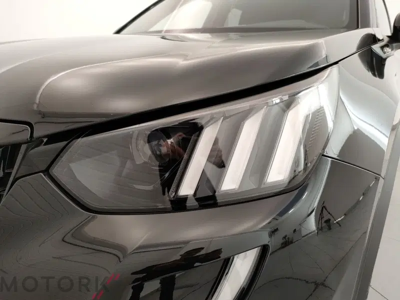 Peugeot 2008 usata a Varese (7)