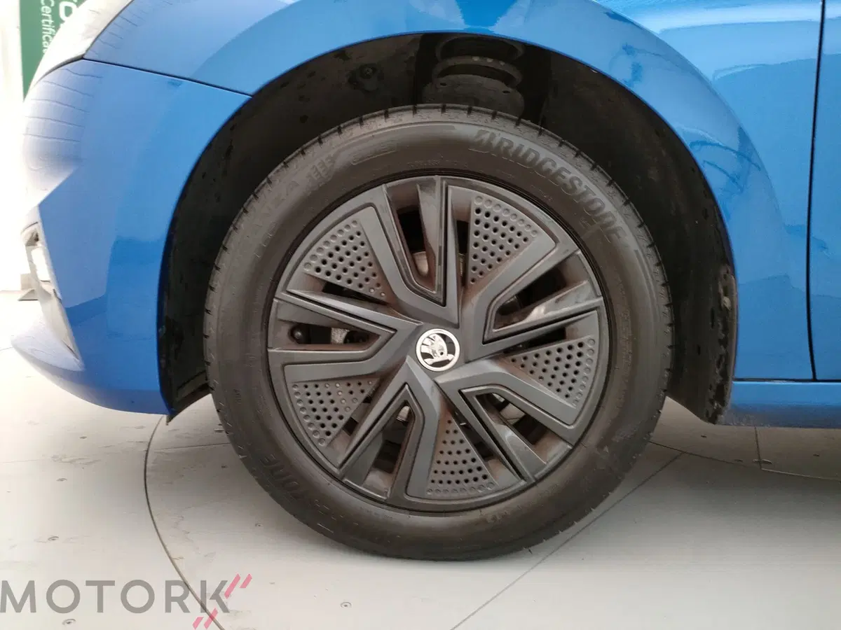 Skoda Fabia usata a Varese (6)