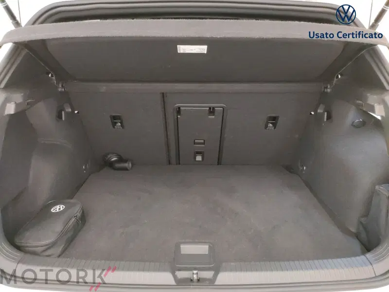 Volkswagen Golf usata a Varese (8)