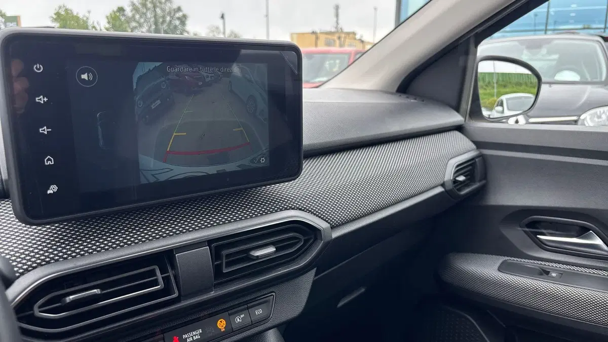 Dacia Jogger usata a Padova (12)