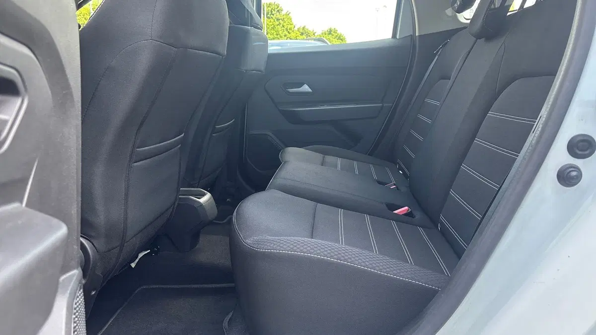 Dacia Duster usata a Padova (19)