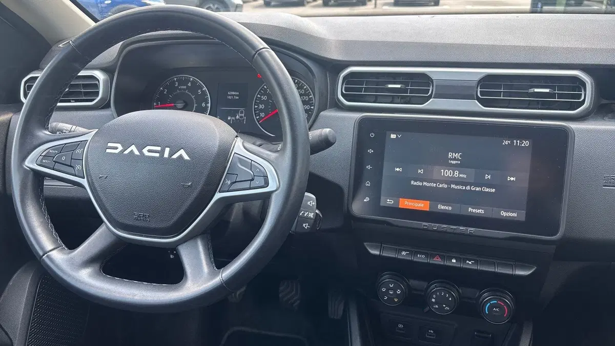 Dacia Duster usata a Padova (9)