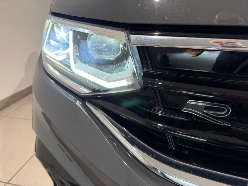 Volkswagen Tiguan usata a Genova (16)