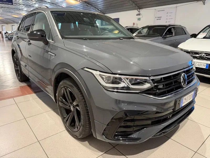 Volkswagen Tiguan usata a Genova (6)