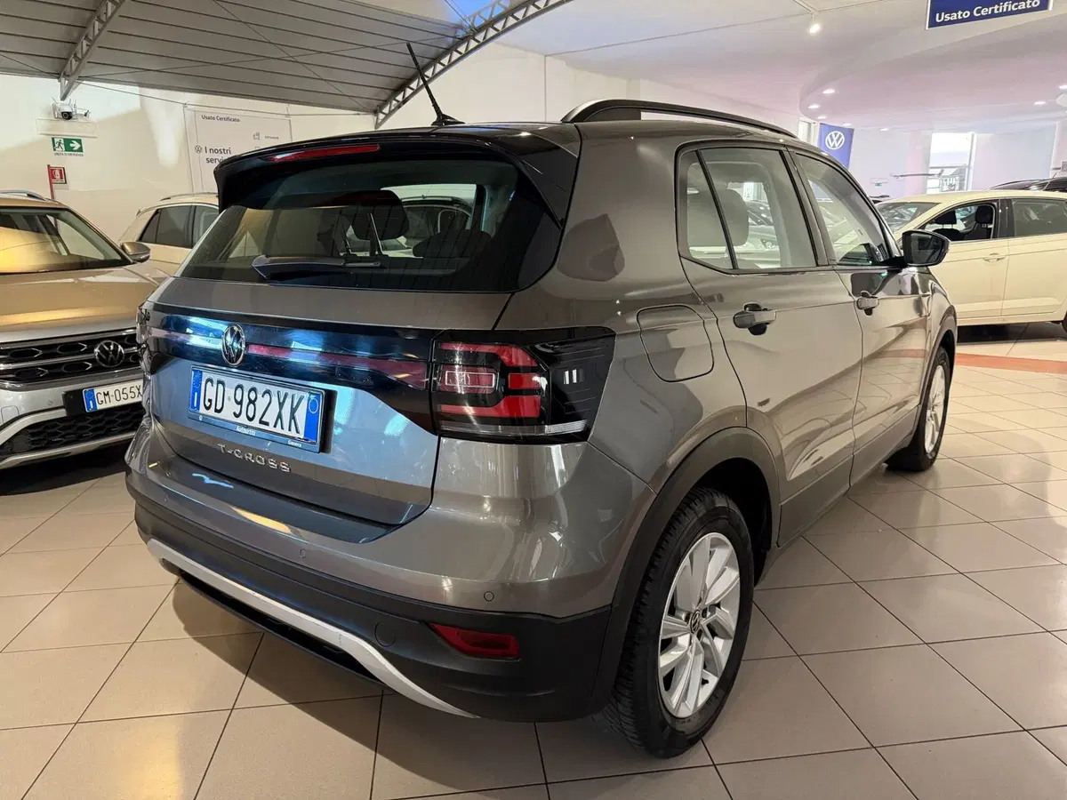 Volkswagen T-Cross usata a Genova (5)