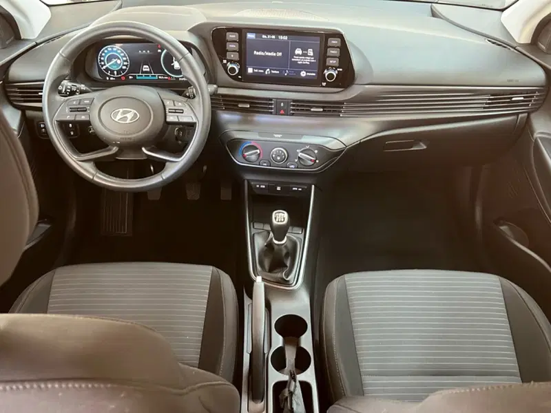 Hyundai i20 usata a Roma (11)