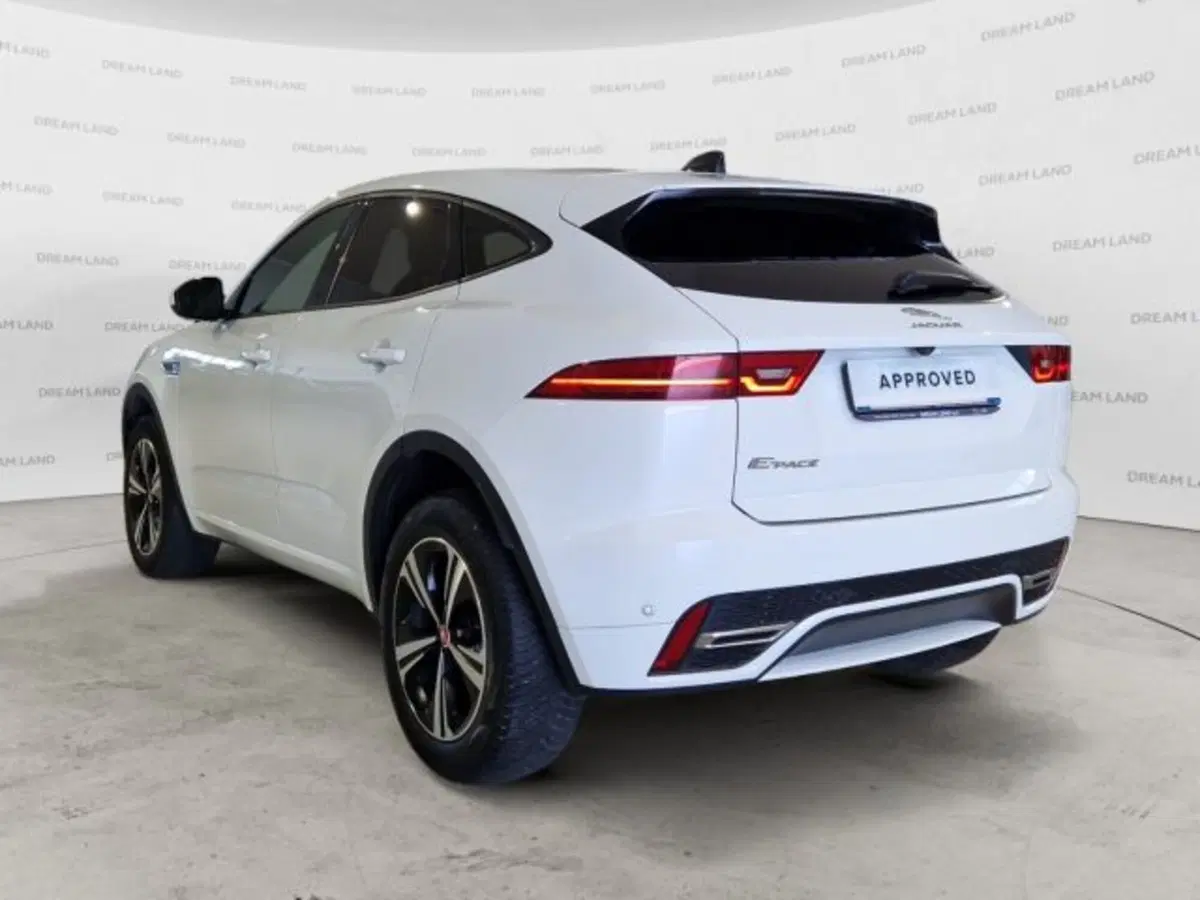 Jaguar E-Pace usata a Livorno (13)