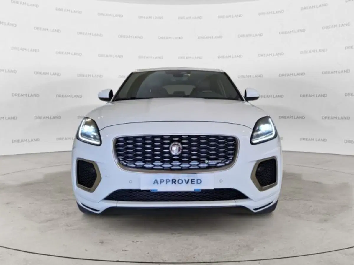 Jaguar E-Pace usata a Livorno (9)