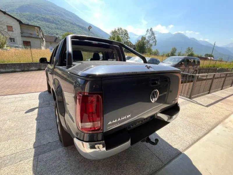Volkswagen Veicoli Commerciali Amarok usata a Verbano Cusio Ossola (10)