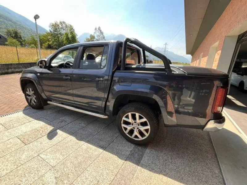 Volkswagen Veicoli Commerciali Amarok usata a Verbano Cusio Ossola (8)