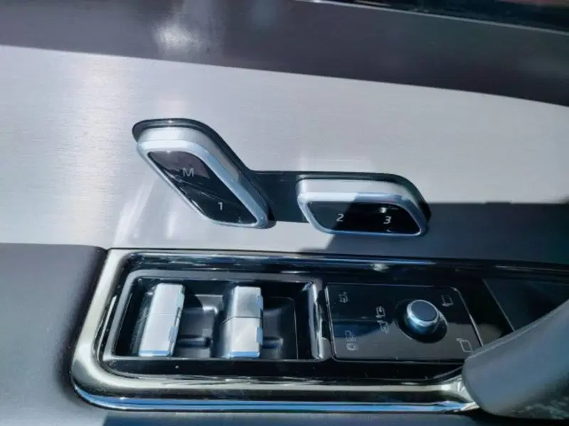 Land Rover Range Rover usata a Teramo (9)
