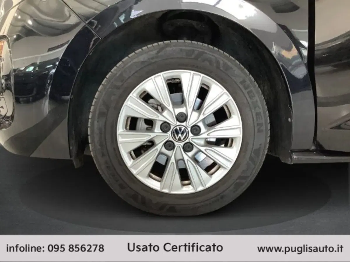 Volkswagen Multivan usata a Catania (14)