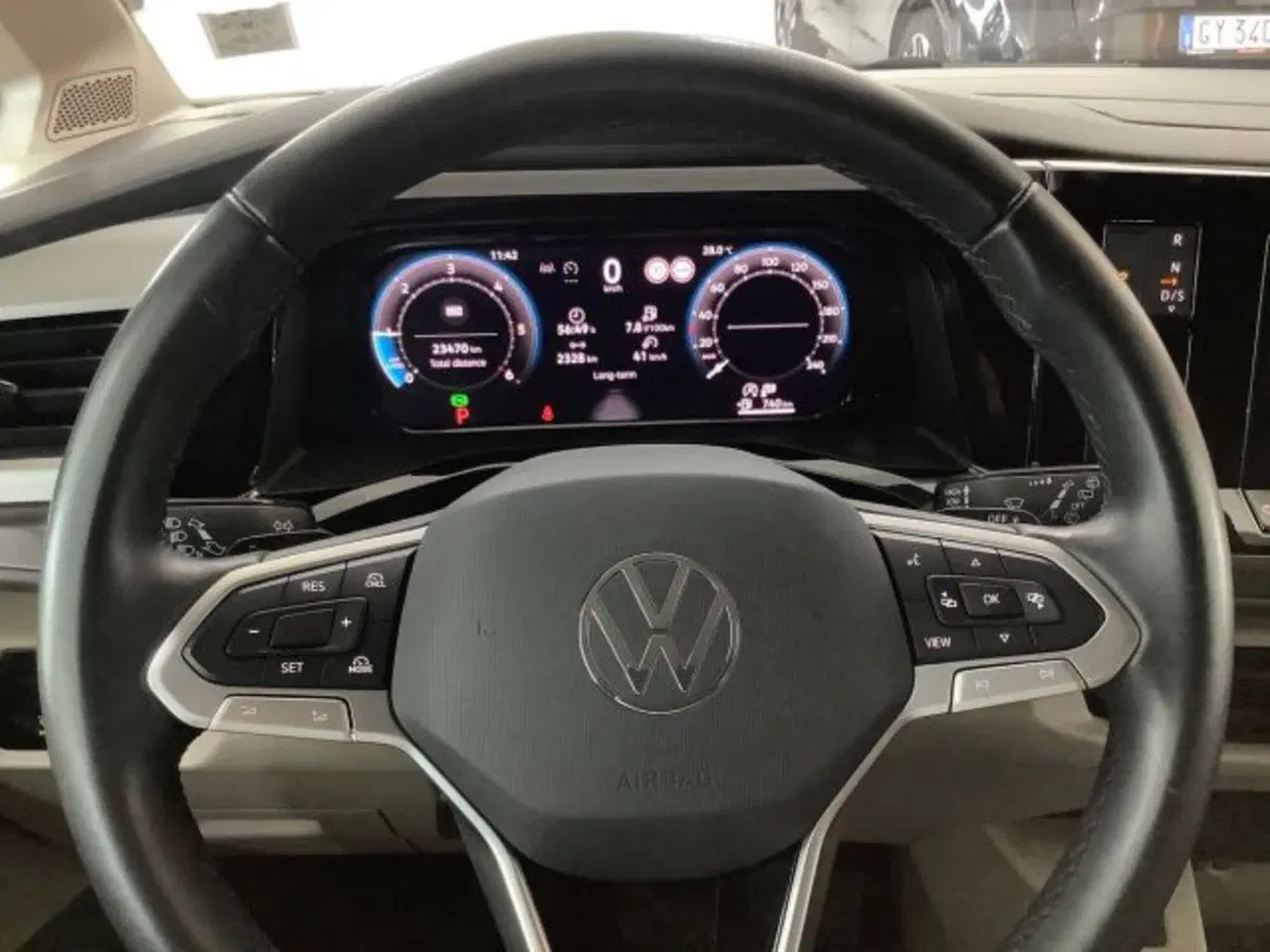 Volkswagen Multivan usata a Catania (19)