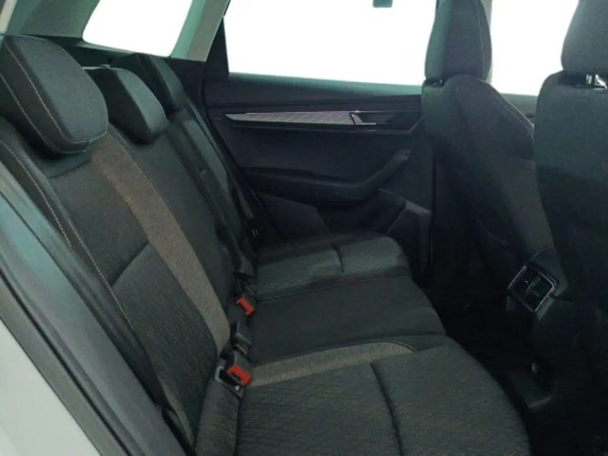 Skoda Karoq usata a Catania (11)