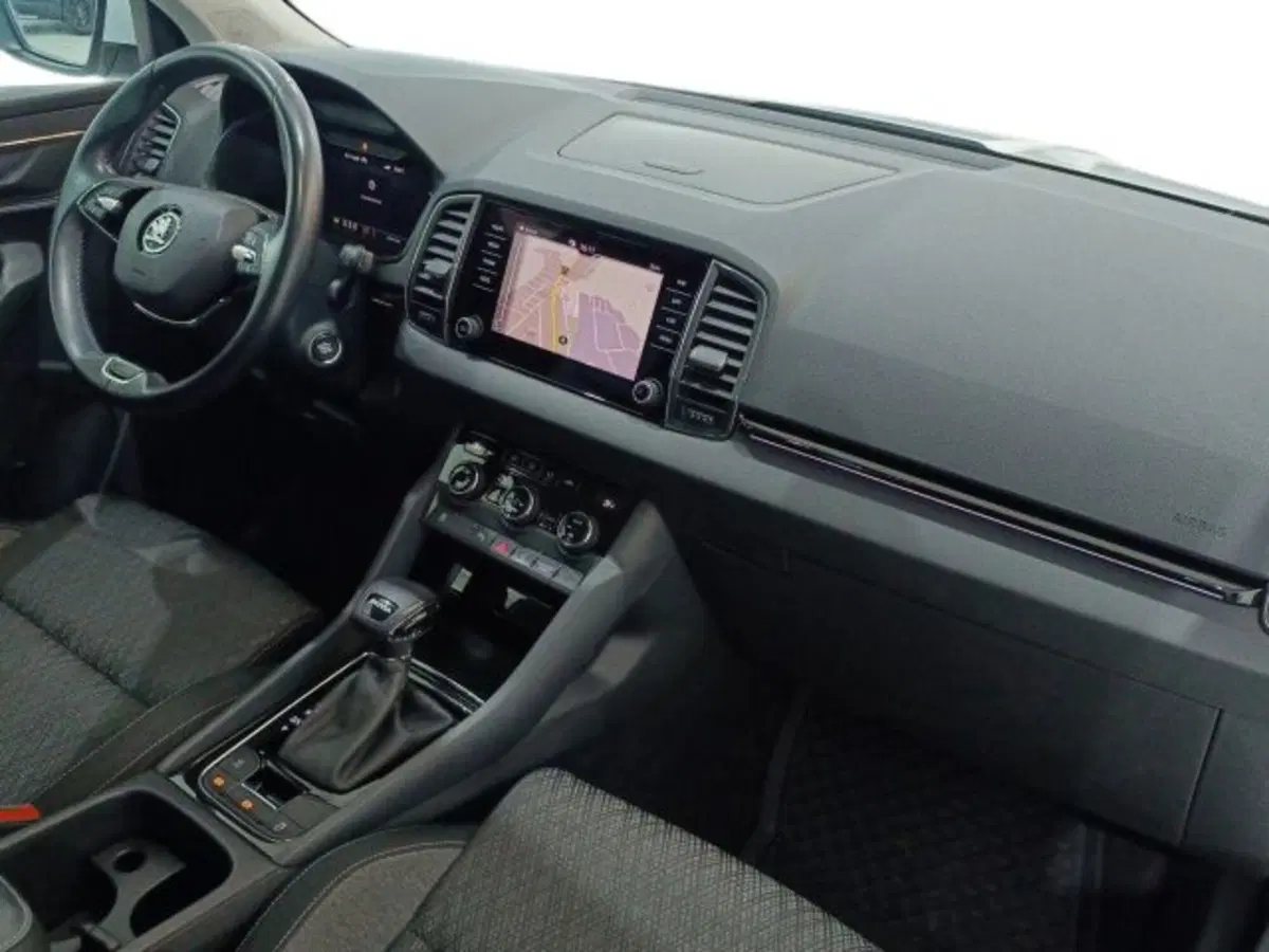 Skoda Karoq usata a Catania (9)