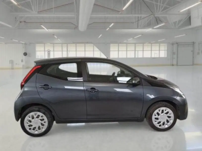 Toyota Aygo usata a Catania (4)