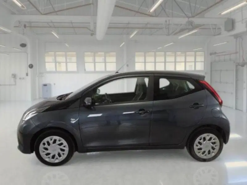 Toyota Aygo usata a Catania (5)