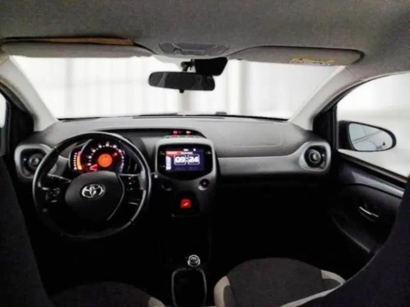Toyota Aygo usata a Catania (6)