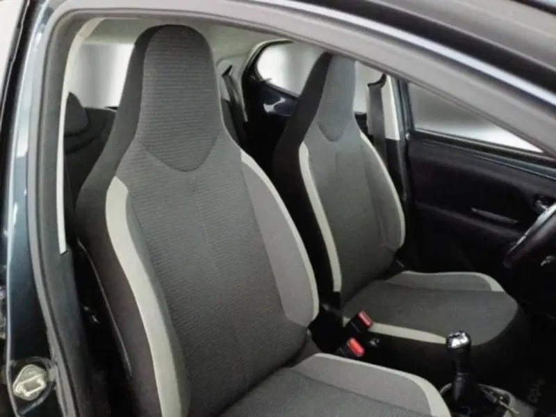 Toyota Aygo usata a Catania (8)