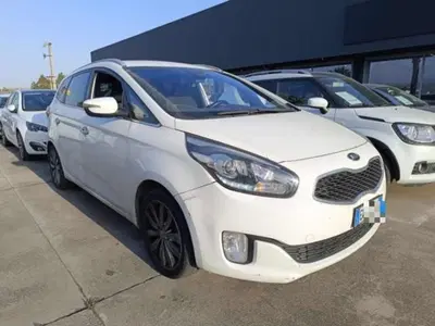Kia Carens 1.7 CRDi 115 CV Class del 2014 usata a Belpasso