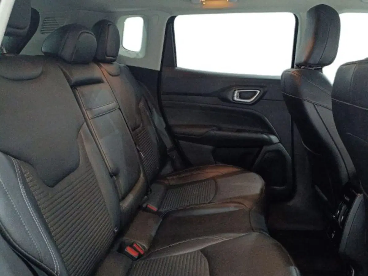 Jeep Compass usata a Catania (11)