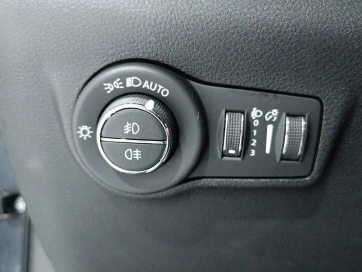 Jeep Compass usata a Catania (19)