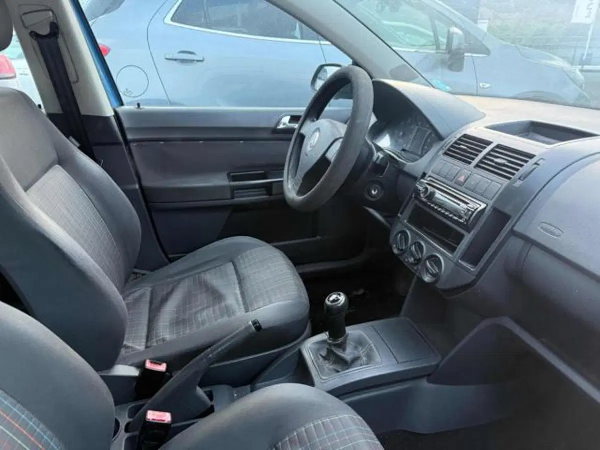 Volkswagen Polo usata a Catania (4)