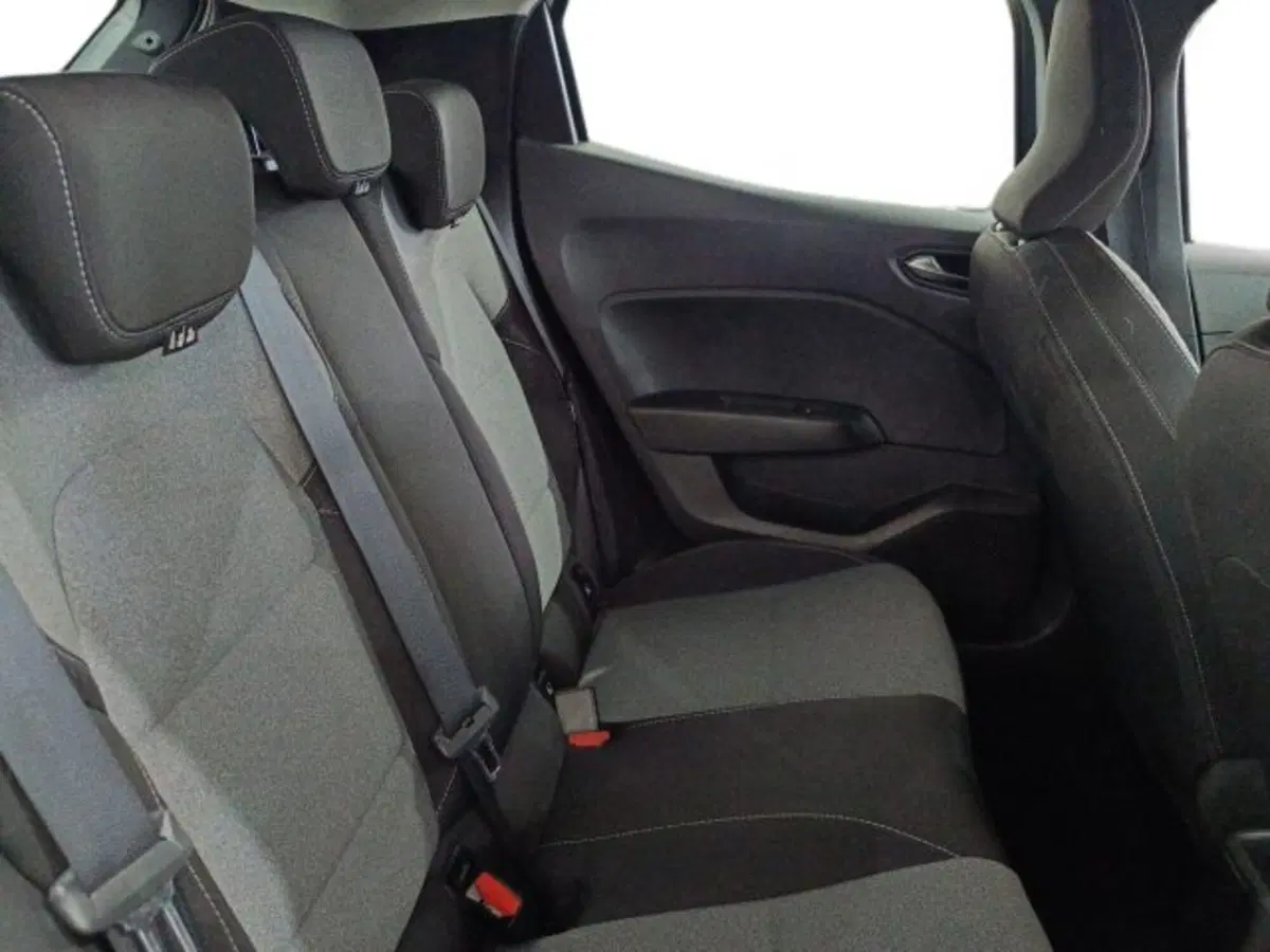Renault Clio usata a Catania (11)