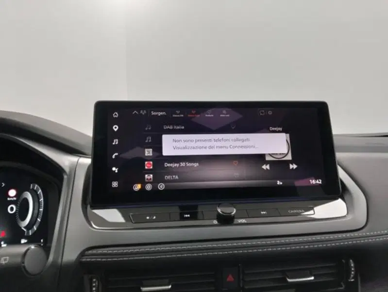Nissan Qashqai usata a Como (14)