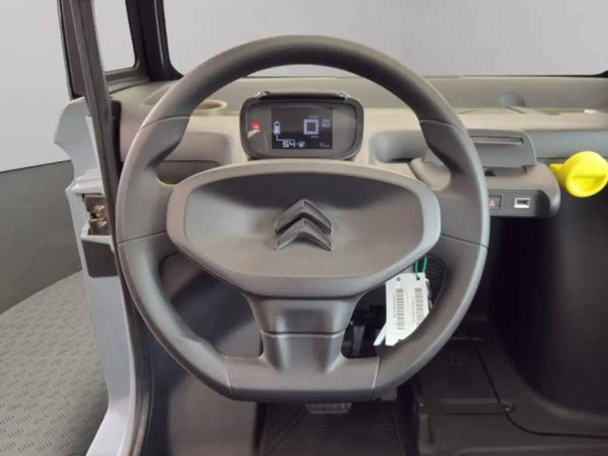 Citroen Ami nuova a Perugia (12)