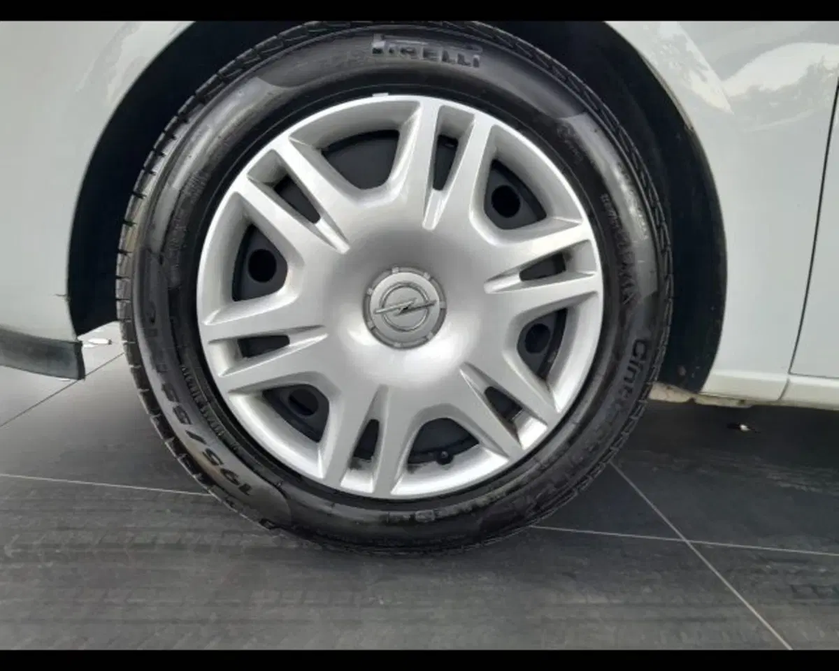 Opel Corsa usata a Bologna (8)