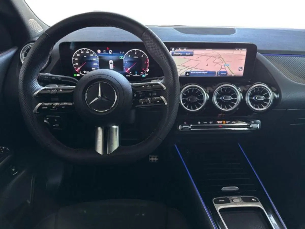 Mercedes-Benz GLA SUV usata a Bologna (10)