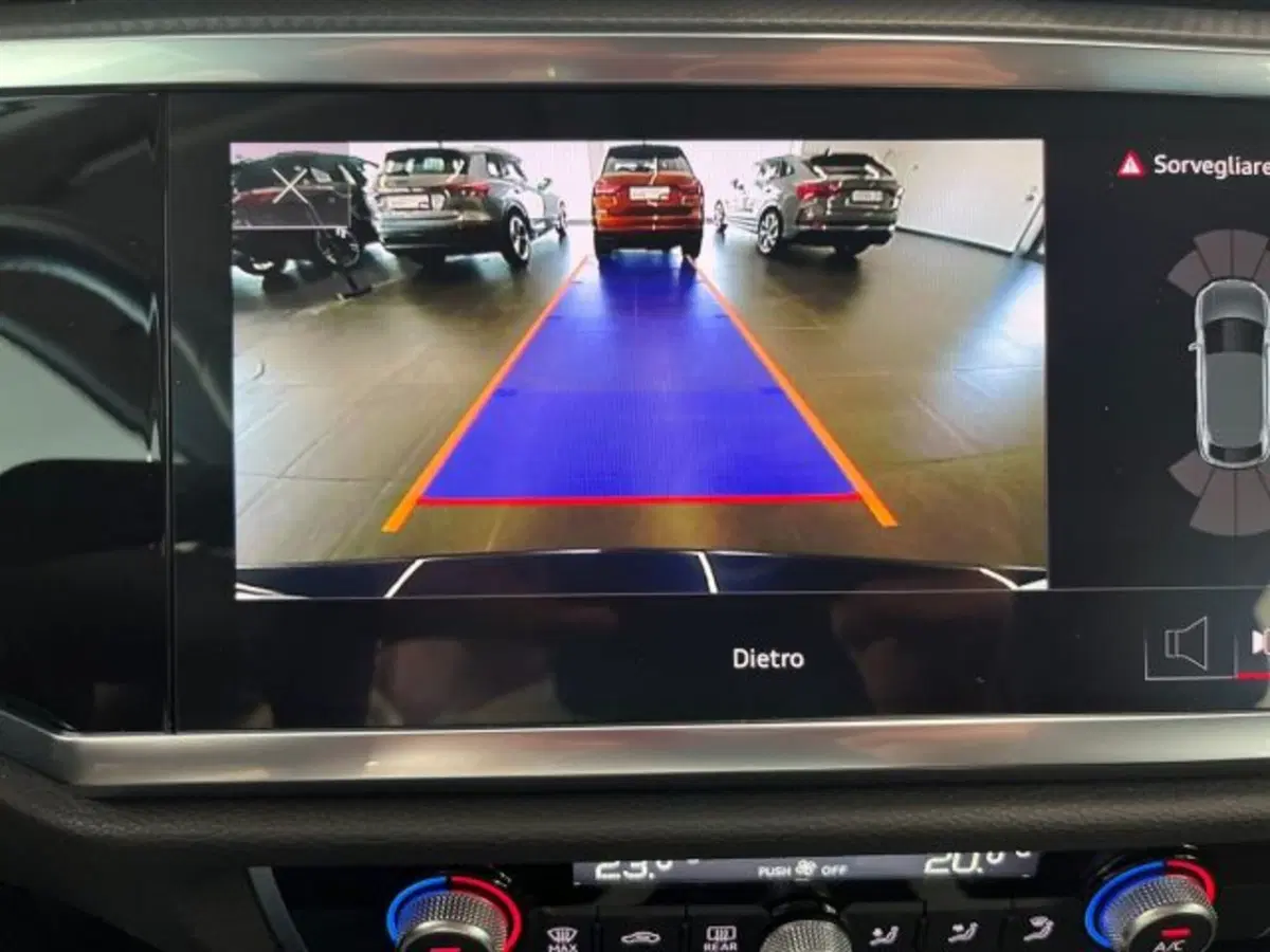 Audi Q3 Sportback usata a Bologna (14)