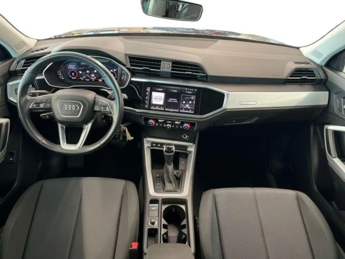 Audi Q3 Sportback usata a Bologna (9)