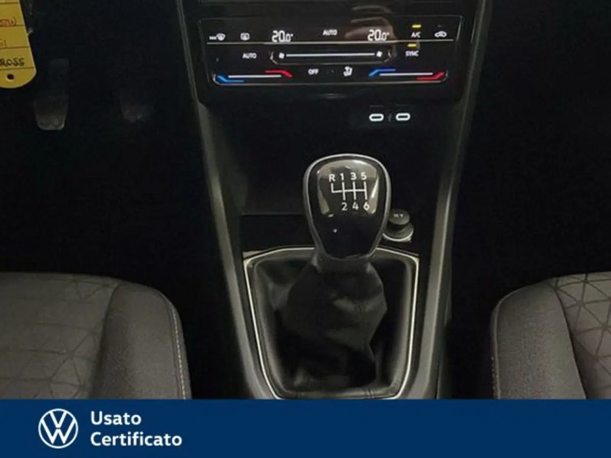 Volkswagen T-Cross usata a Vicenza (11)