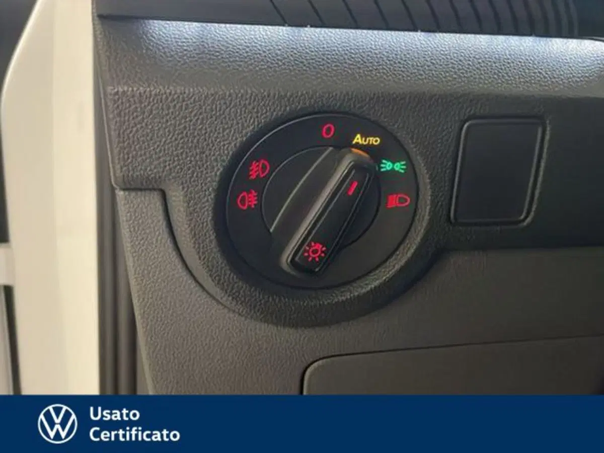 Volkswagen T-Cross usata a Vicenza (16)