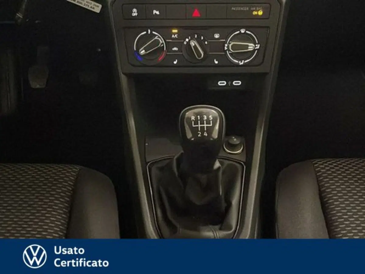 Volkswagen T-Cross usata a Vicenza (11)