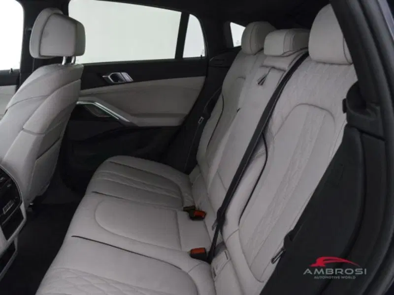 BMW X6 usata a Perugia (10)