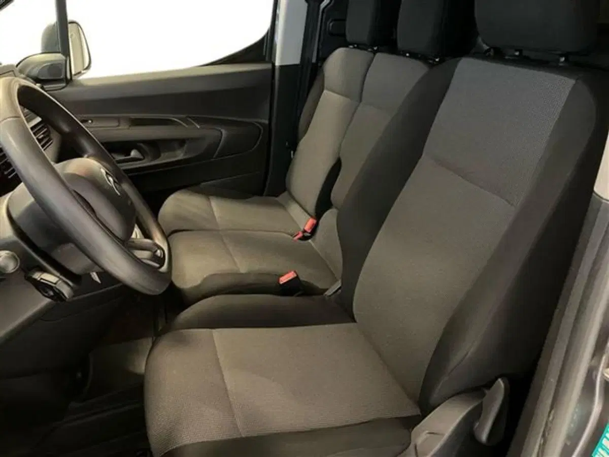 Citroen Berlingo Furgone usata a Como (11)