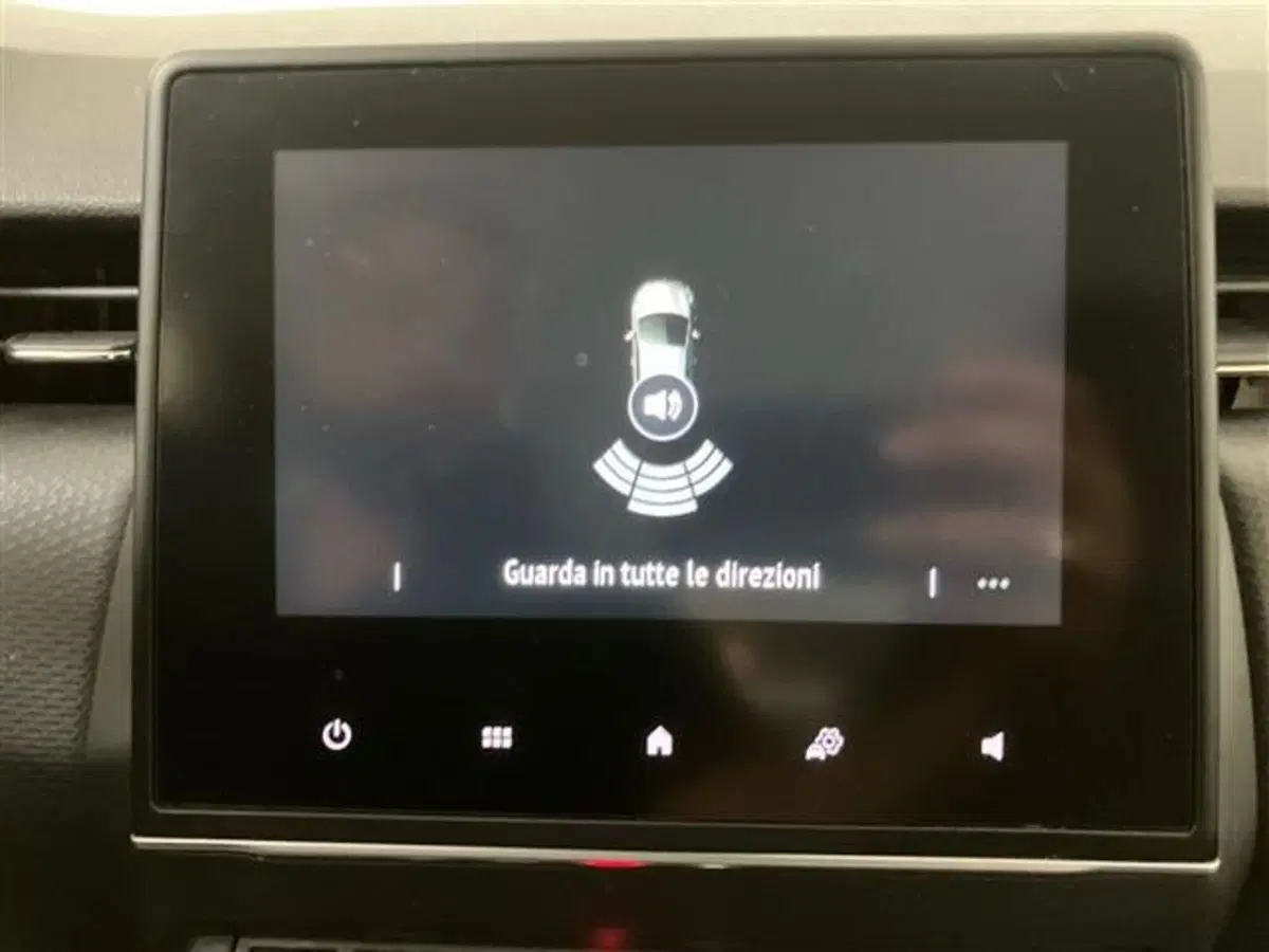 Renault Clio usata a Como (14)