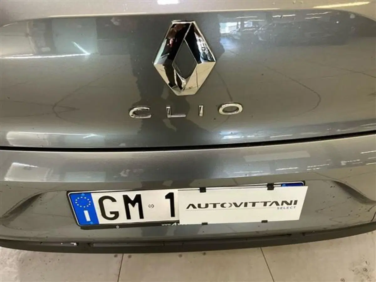 Renault Clio usata a Como (19)