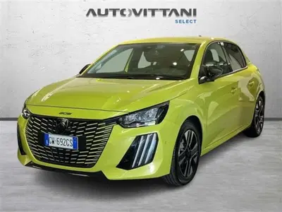 Peugeot 208 1.2 puretech Allure s&amp;s 100cv del 2024 usata a Como