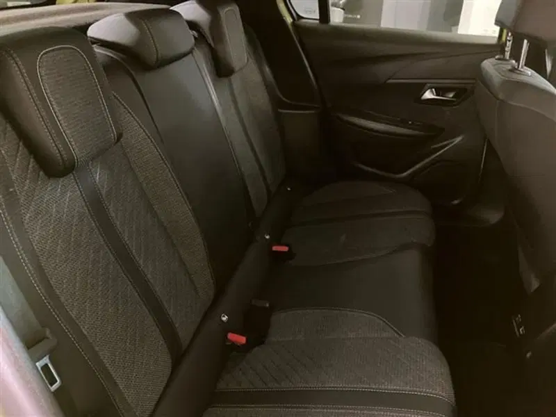 Peugeot 208 usata a Como (12)