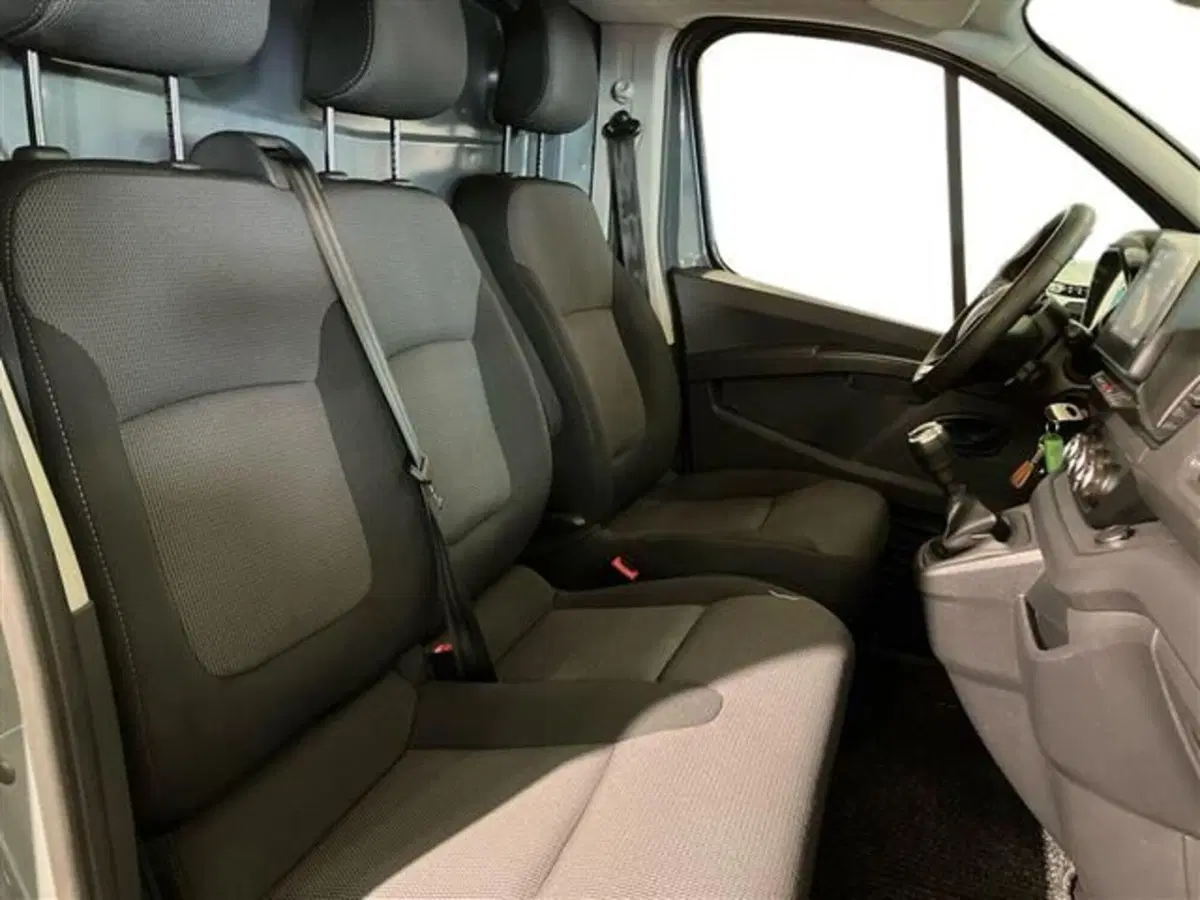 Renault Trafic Furgone usata a Como (11)