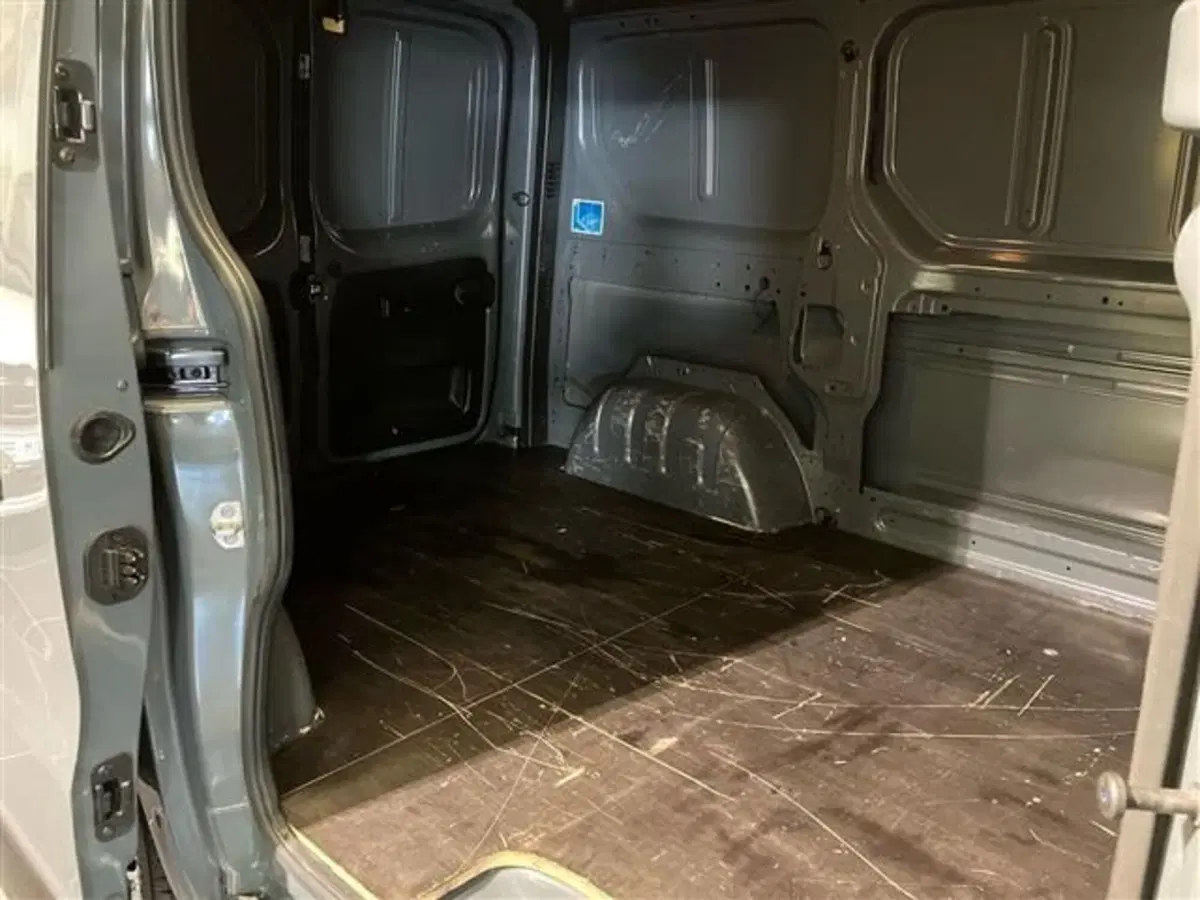 Renault Trafic Furgone usata a Como (12)