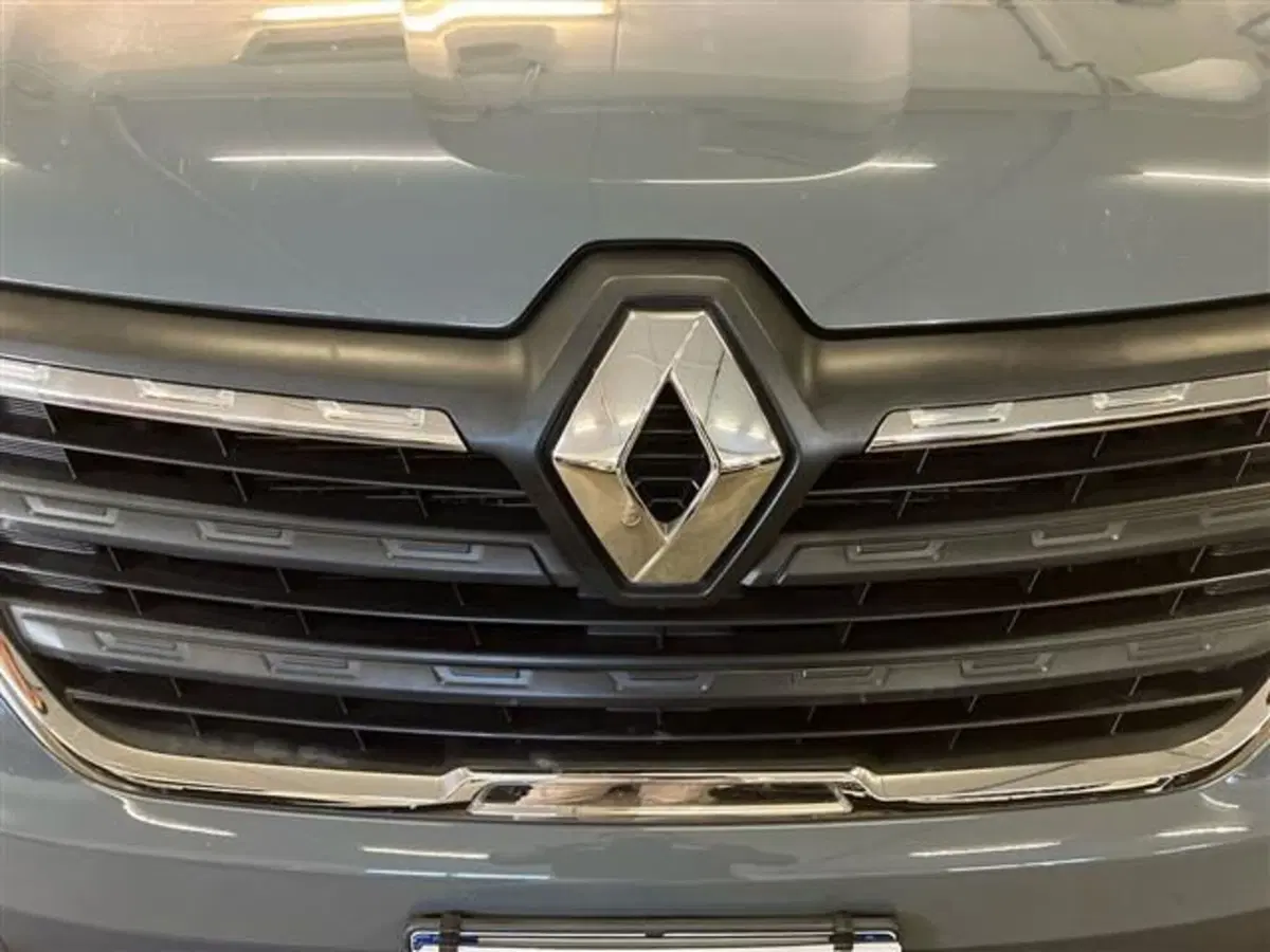Renault Trafic Furgone usata a Como (17)