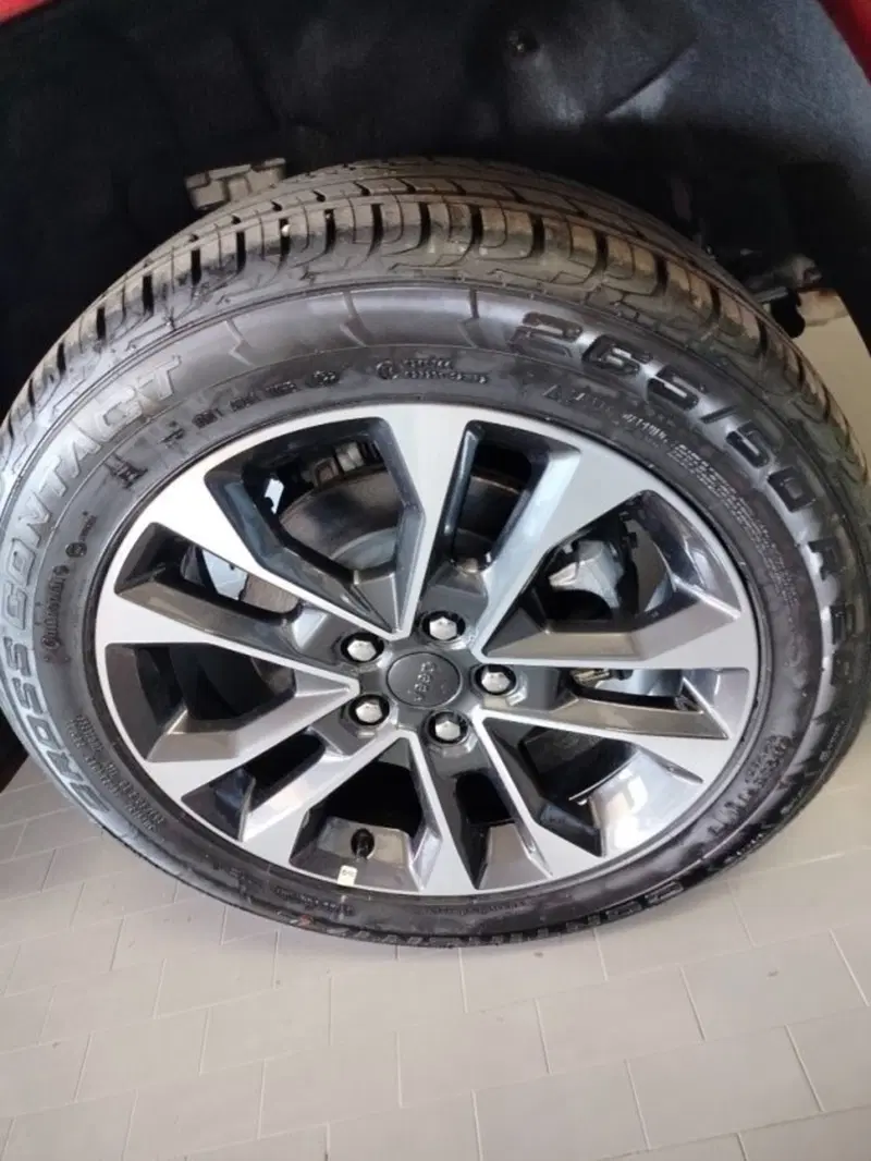Jeep Grand Cherokee nuova a Forlì-Cesena (13)
