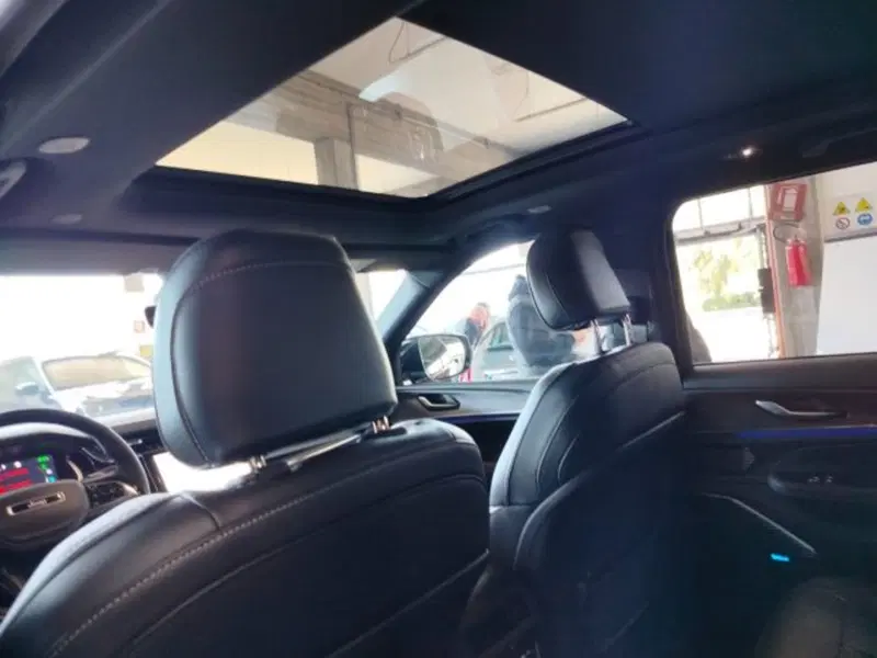 Jeep Grand Cherokee nuova a Forlì-Cesena (18)